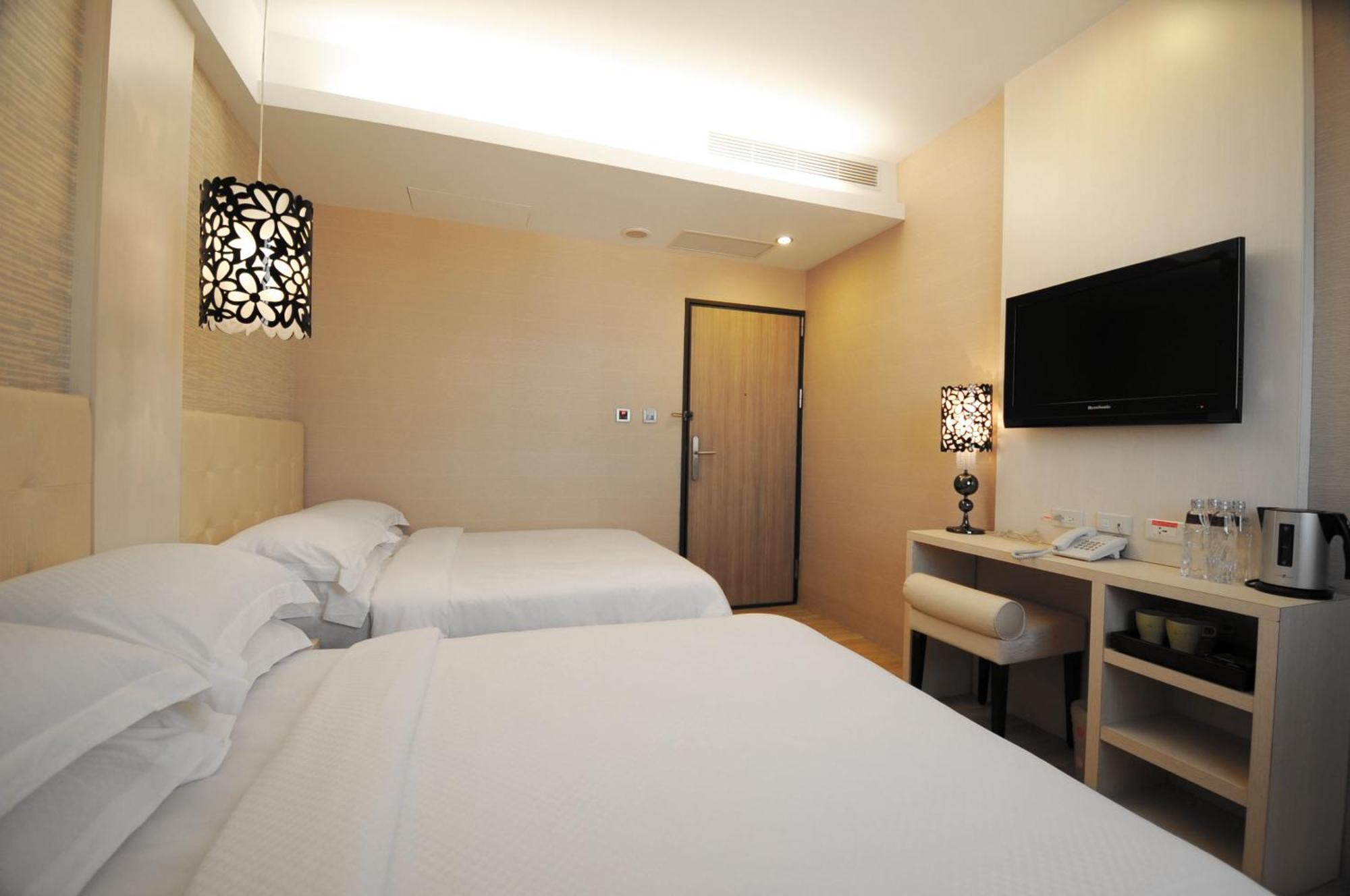 The Riverside Hotel Hengchun South Gate Room photo