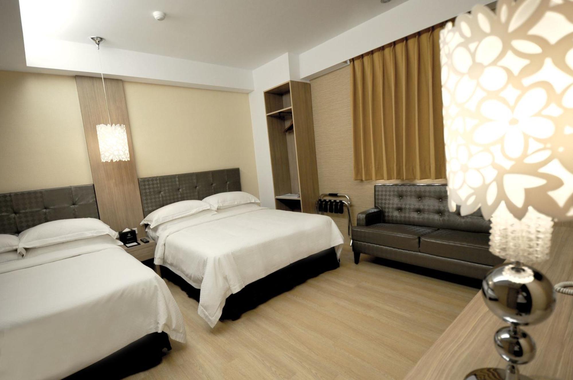 The Riverside Hotel Hengchun South Gate Room photo